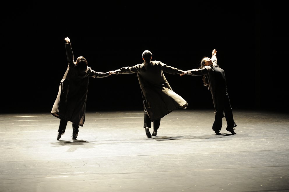 Saburo Teshigawara/KARAS: Mirror and Music, Tanz im August 2012, Haus der Berliner Festspiele