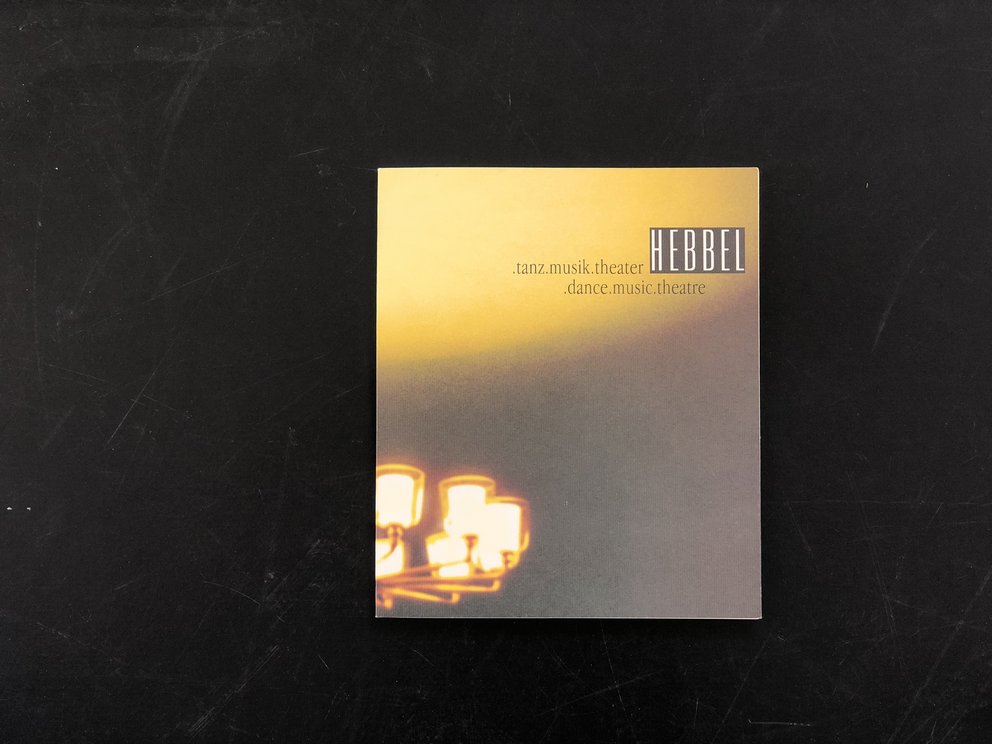 Extracts from "tanz.musik.theater HEBBEL“ (2000) 