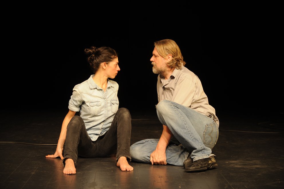 Maria Hassabi & Robert Steijn: Robert and Maria, Tanz im August 2011, HAU3