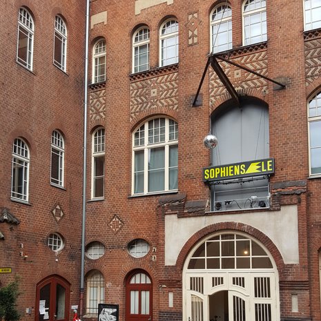 Frontansicht der Sophiensaele in Berlin. Frontansicht der Sophiensaele in Berlin.